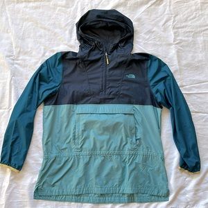 The North Face Pull Over wind resistant jacket